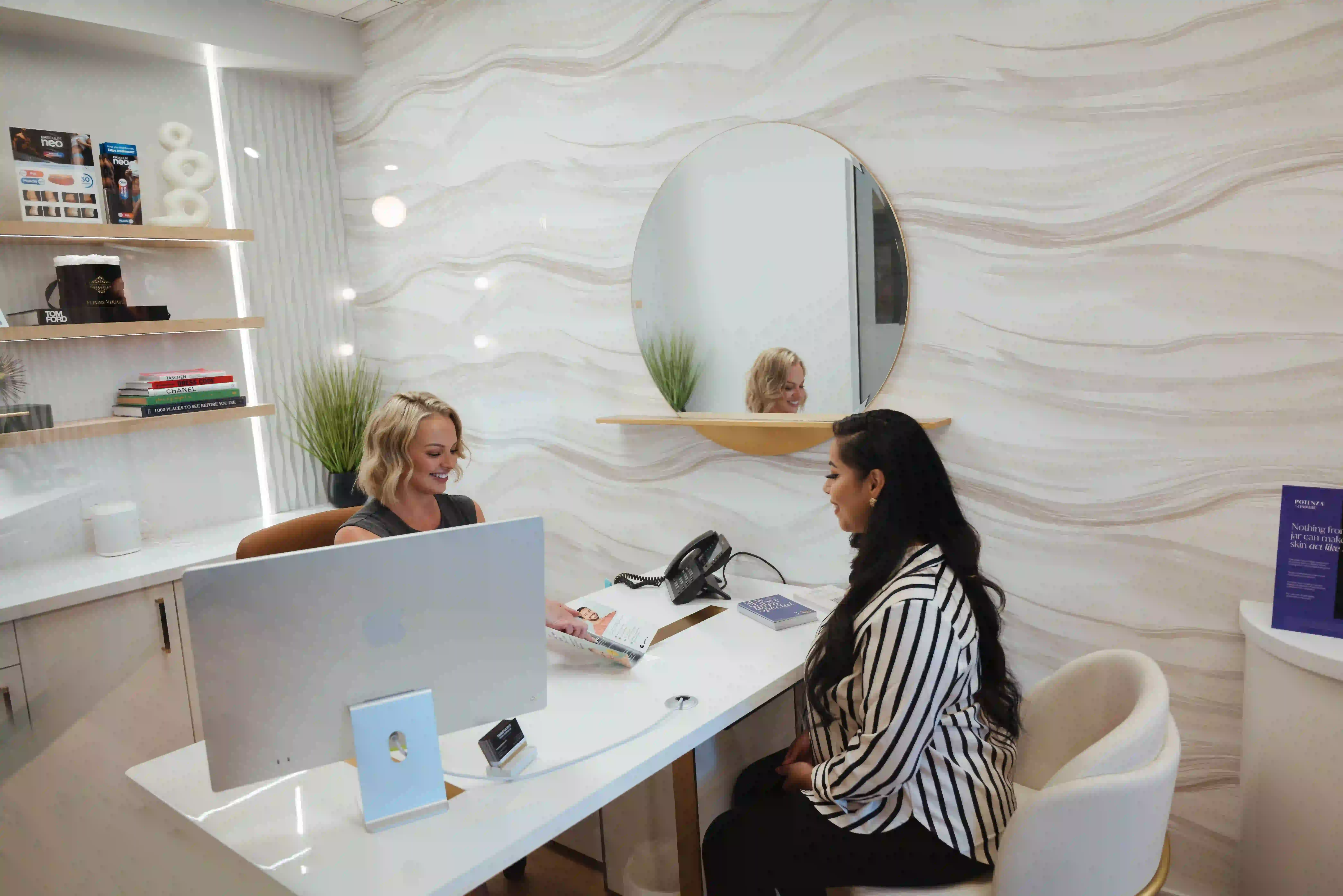 APRES_PLASTIC_SURG_PORTLAND_BRANDING_PICTURES_JENNY_CHOK_PHOTO_-223